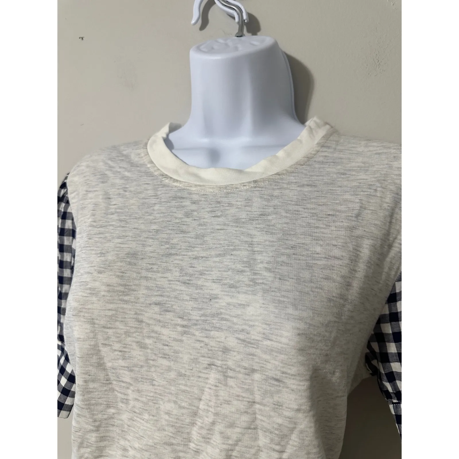 DREW Women's Size S Beige Heathered T-Shirt with Navy Gingham Puff‎ Sleeves - Image 3