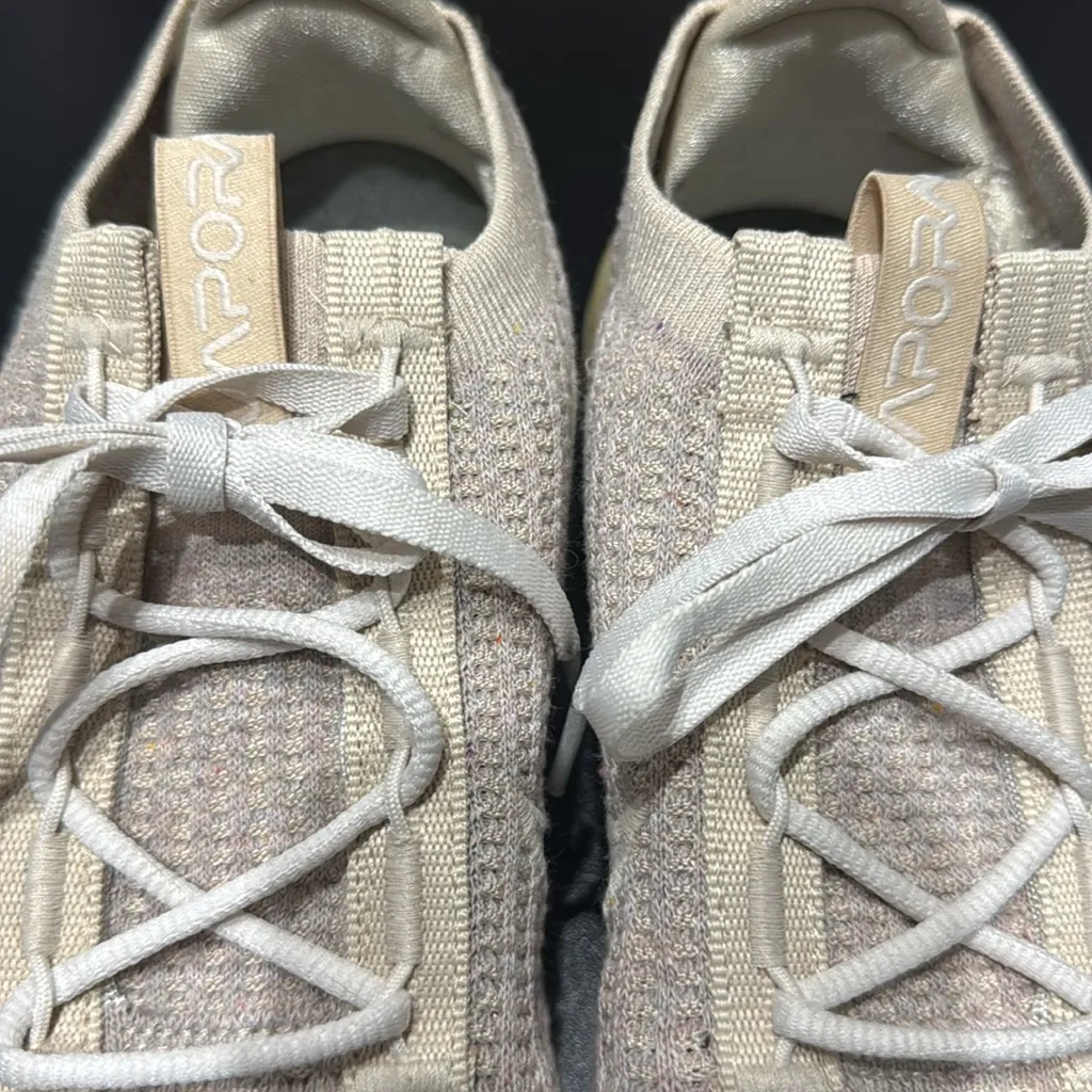 Nike Air Women's VaporMax FlyKnit Athletic Shoes - Image 6