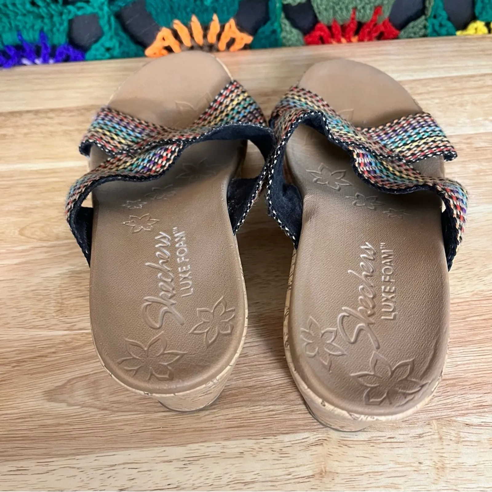 Skechers Luxe Foam Multi Color‎ Strap Wedge Size 10 - Image 11