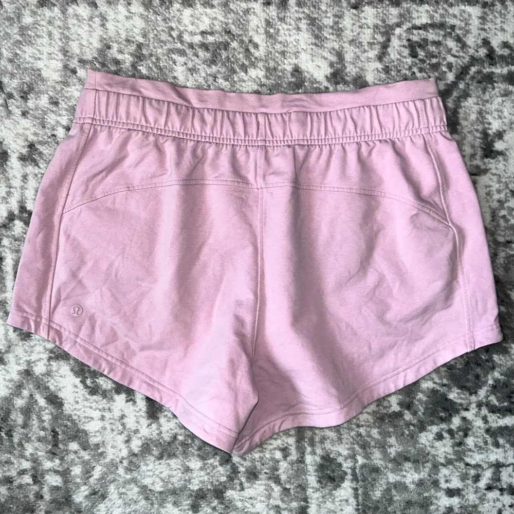 Lululemon Inner Glow High-Rise Short 3" - Image 4