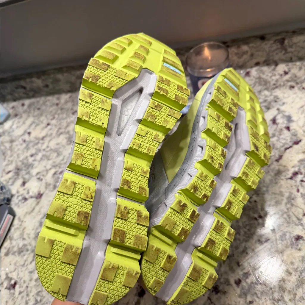 On Running On Cloud Waterproof High Top Lime Green Shoes Size 10 - Image 6