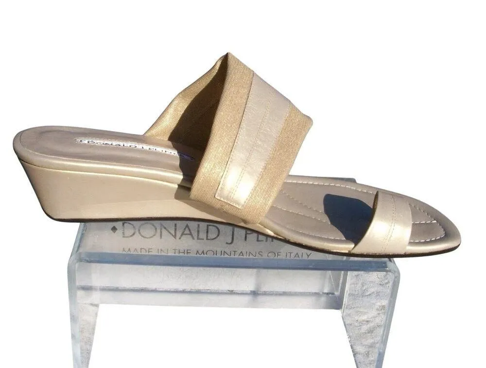 Donald Pliner Couture Metallic Leather Wedge Shoe New Toe Ring Sandal $245 NIB Gold Size 11 - Image 2