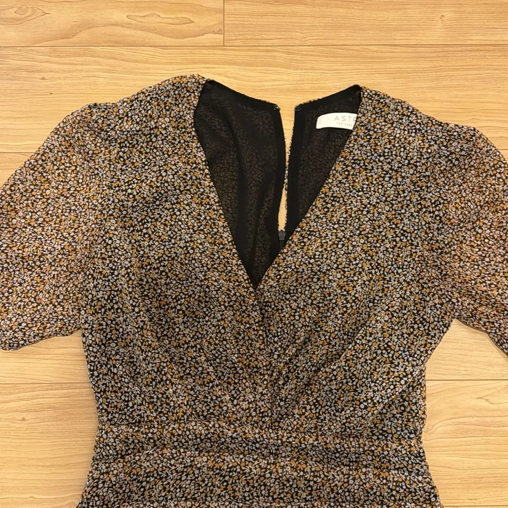 ASTR floral Dress - Image 2