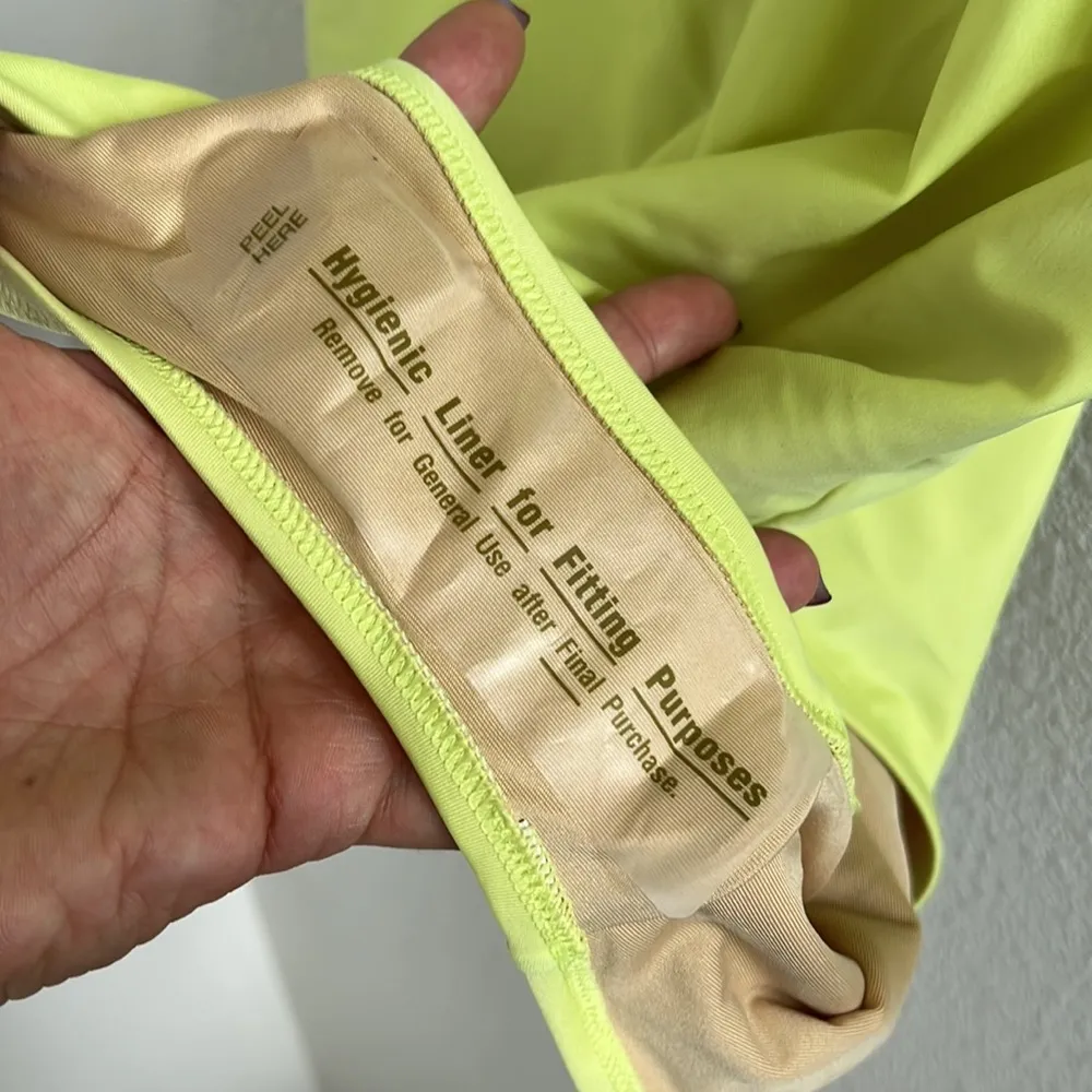 NWOT Old Navy One Piece Swim Suit Muted Neon Green Hint of Yellow Large - Image 5