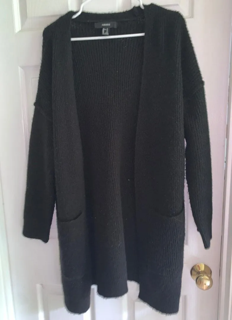 Forever 21 Black Cardigan - Image 3