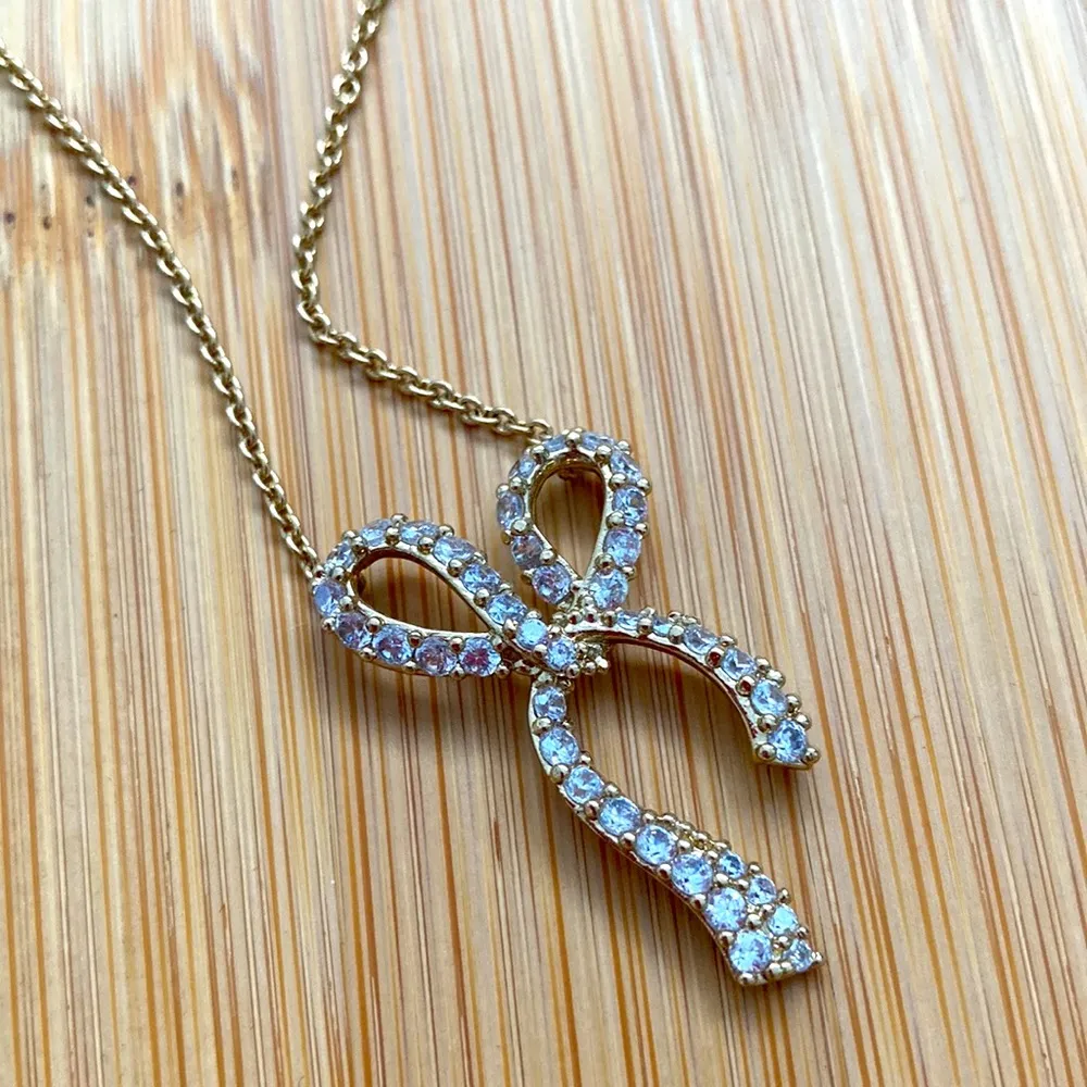 Banana Republic  | bow pendant necklace with adjustable length. - Image 2