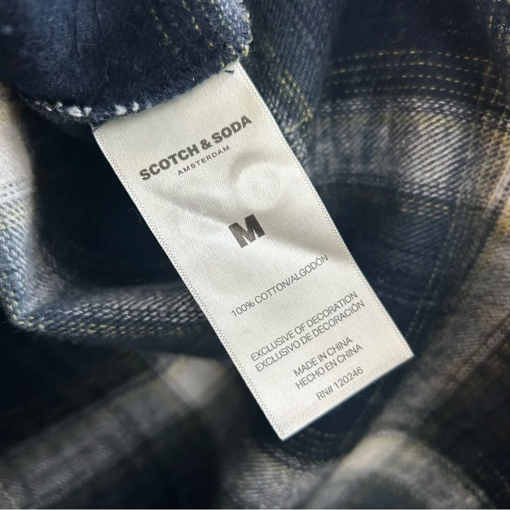 Scotch & Soda Dark Blue Plaid Boxy Button Down Flannel Shirt Size Size Medium - Image 14