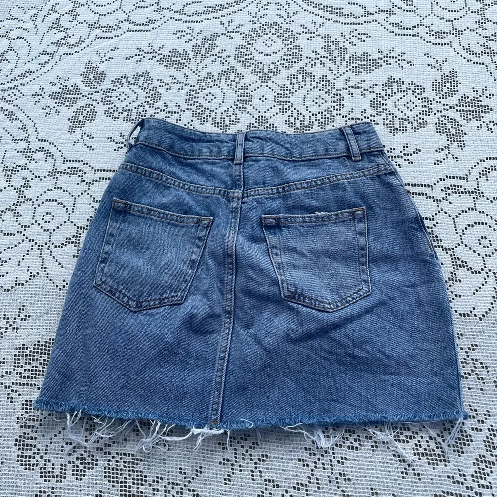 Moto by Top shop moto denim going out concert Nordstrom jean skirt  Eup 34 USA 2 - Image 3