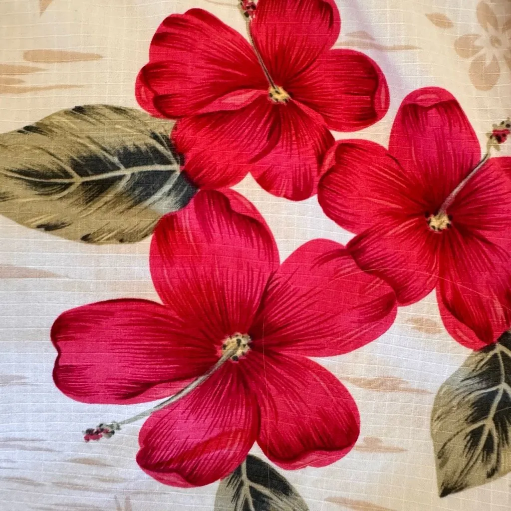 La Cabana Women's Tropical Print Floral Tan with Red Hibiscus Cropped Pants SZ Size 10P - Image 7