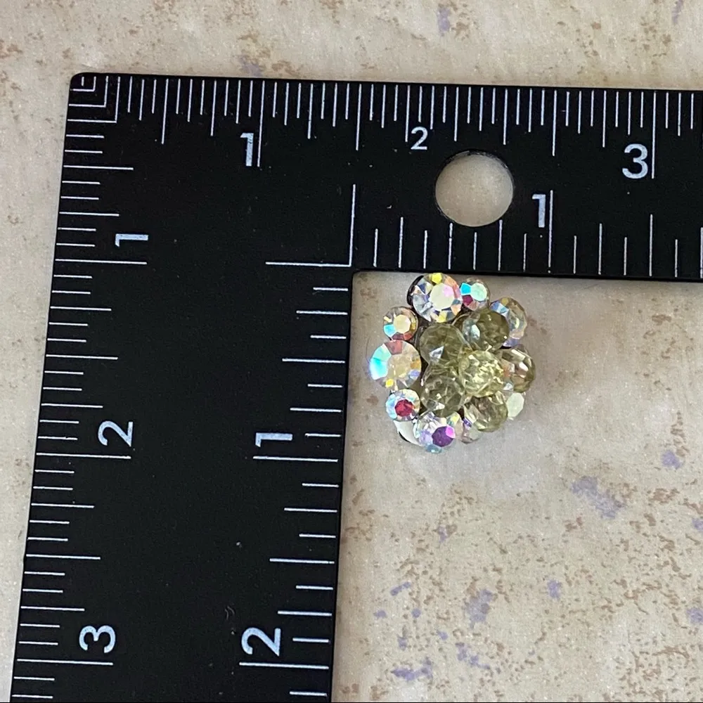 Vintage Aurora Borealis Clip On Earrings - Image 11