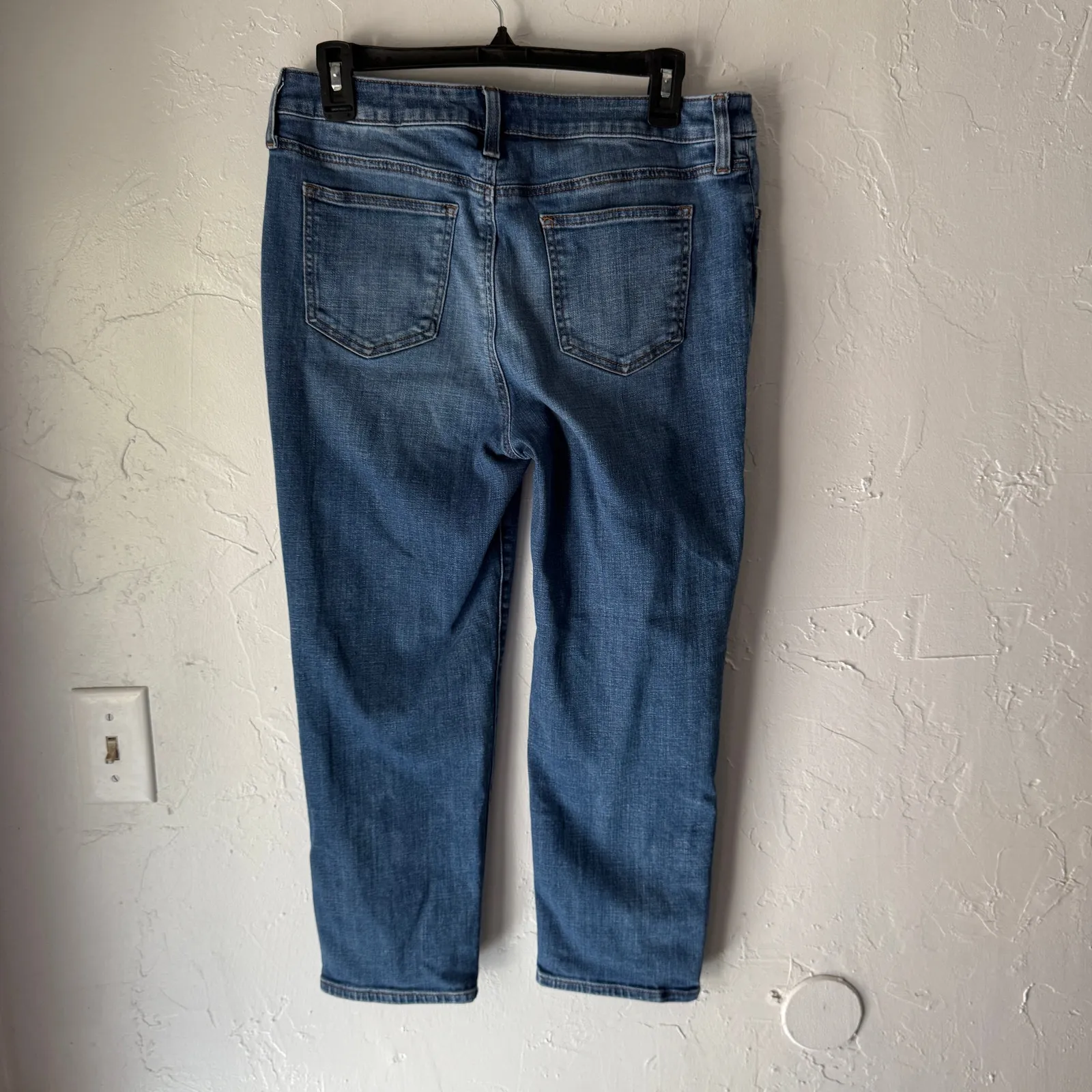 Chico’s So Slimming Girlfriend Skinny Jeans Button Hem Blue Denim Size 8 - Image 4