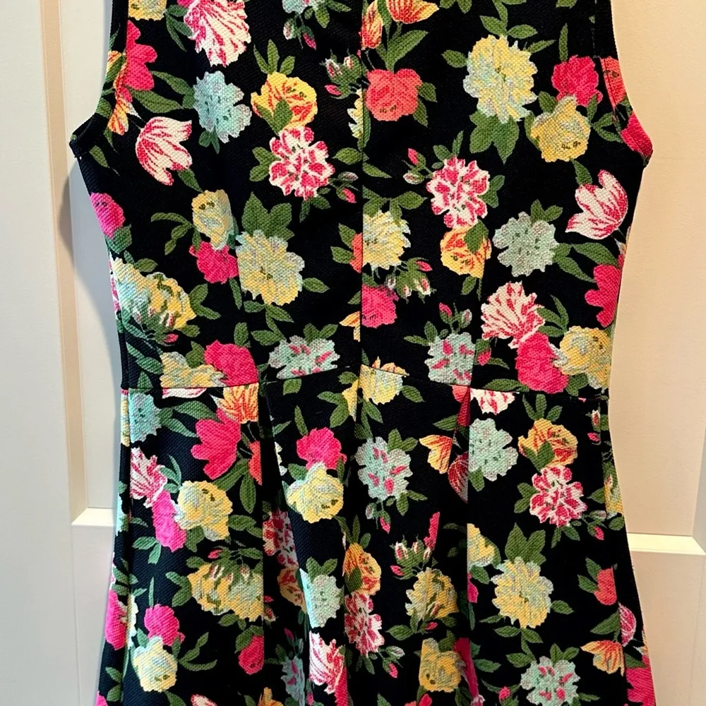 Women's‎ Jella Couture Fit And Flare Floral Print Dress Size Medium EUC - Image 2