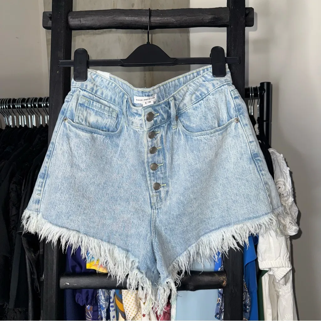 New Good American Good American Bombshell Shorts with Exposed Button Fly - Image 2