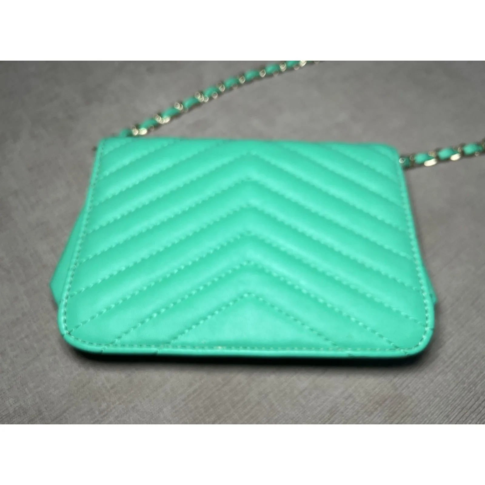 Chevron Crossbody Bag Womens Small Turquoise Faux Leather Chain Strap Purse Green - Image 3