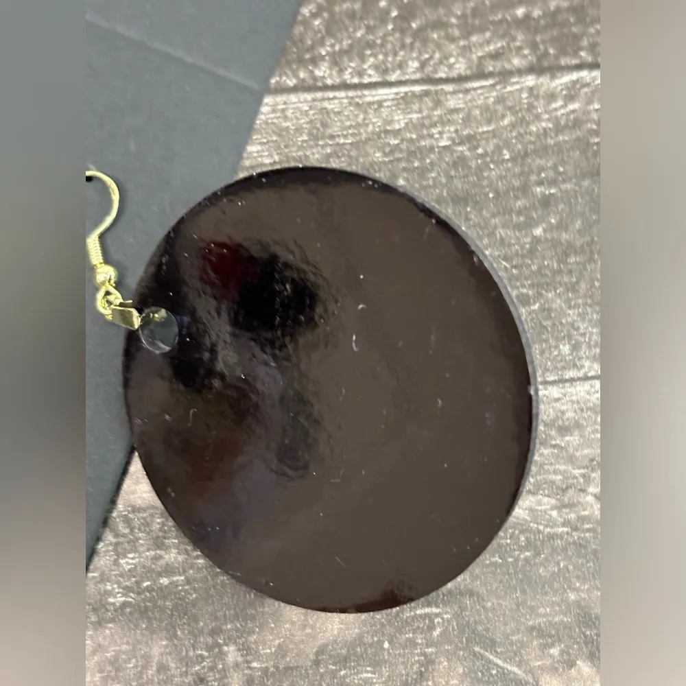 Flamingo Blessed Round Dangle Pierced Earrings New - Image 2