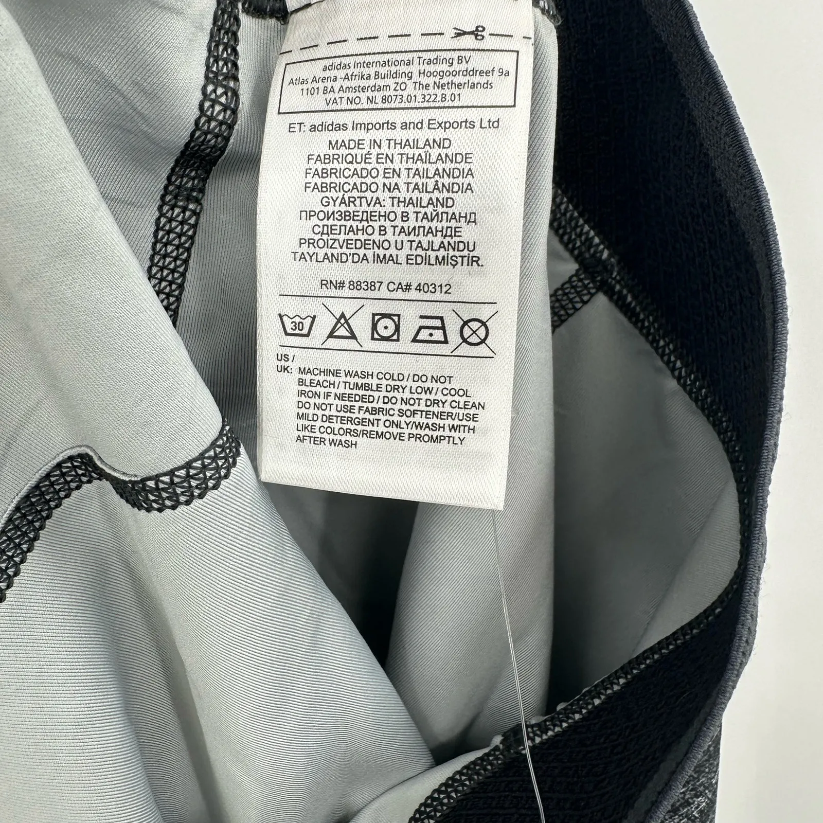 Adidas Size Small Shorts Gray Techfit Medium‎ Compression Activewear Running NWT - Image 4