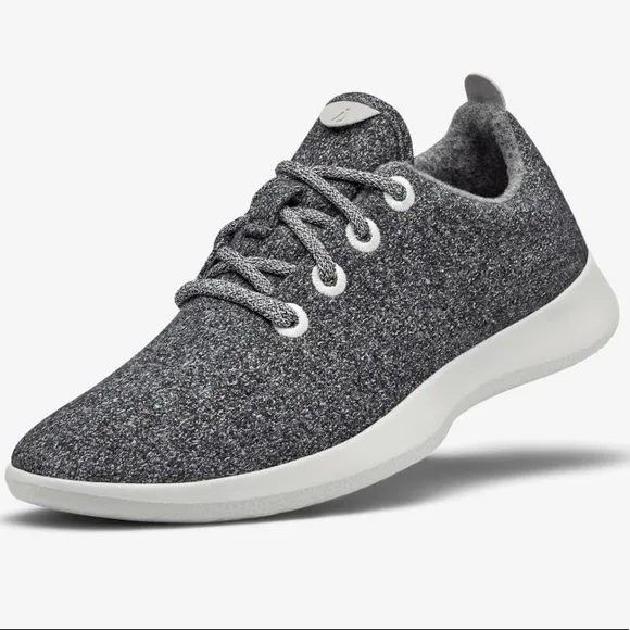 Allbirds women’s wool runners in natural grey with light grey sole size 7 - Image 18