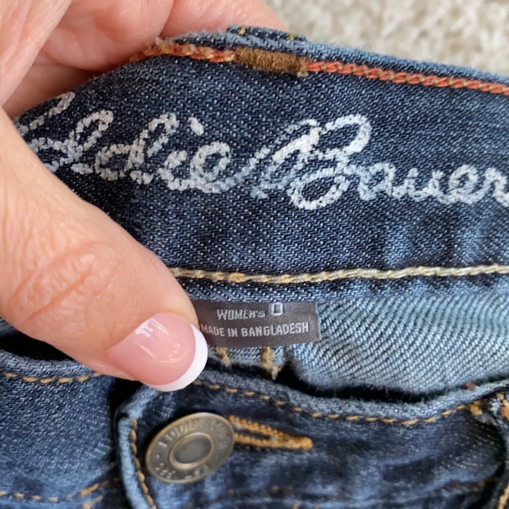 Eddie Bauer Boyfriend low rise dark wash denim jeans - Image 4