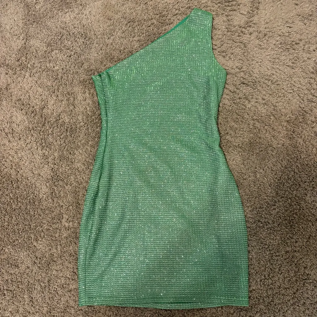 SUPERDOWN Tiffany Mini Dress in Green - Image 2