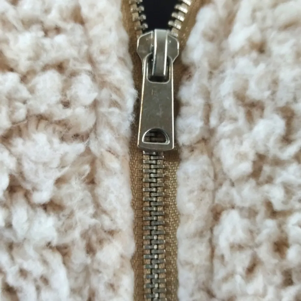 Love Tree Cream Zipper Hooded Pocket Jacket Furry Fuzzy Fleece Size Small #3518 - Image 5