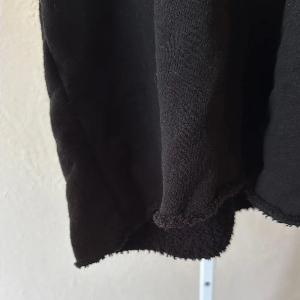 James Perse  super soft terry raw edge sweatshirt - Image 3