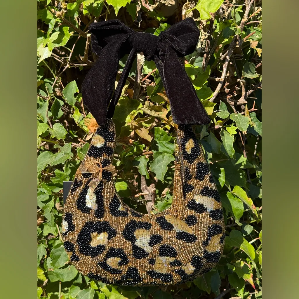 NWT Viral Leopard Cheetah Beaded Sequin Bag Black Velvet Bow Made in India New - Image 6