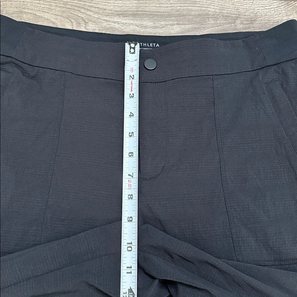 Athleta Trekkie Bermuda 2.0 Mid Rise Hiking Shorts Black Size 12 - Image 8
