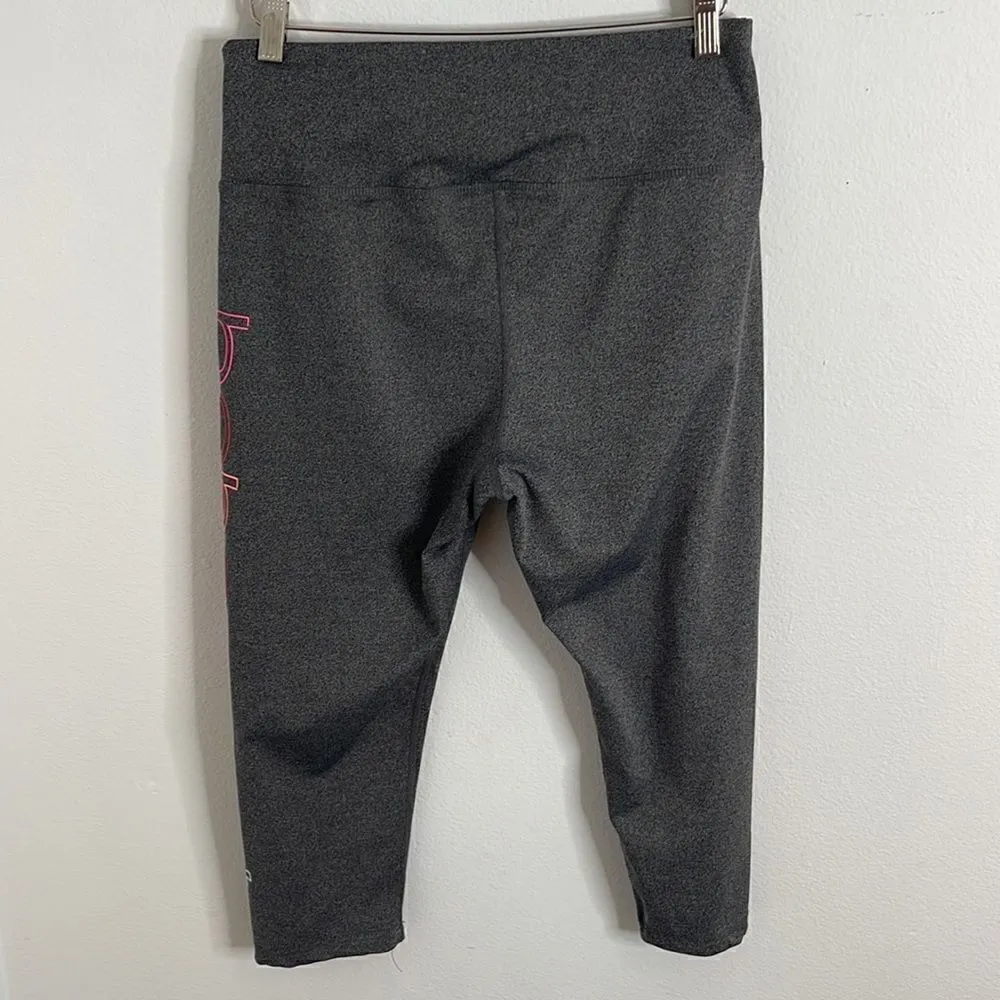 Bebe Sport Capri Yoga Pants. Size 1X. Like New.  Media pocket sewn into waist. - Image 6
