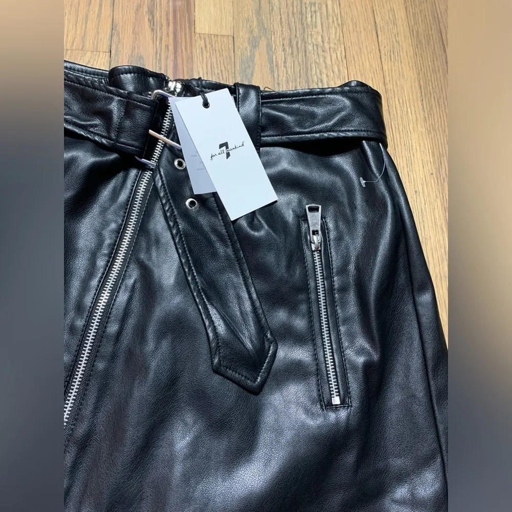 NWT 7 for all mankind leather skirt large - Image 3