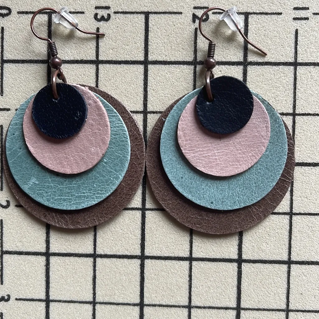 Handcrafted genuine leather earrings - Image 4