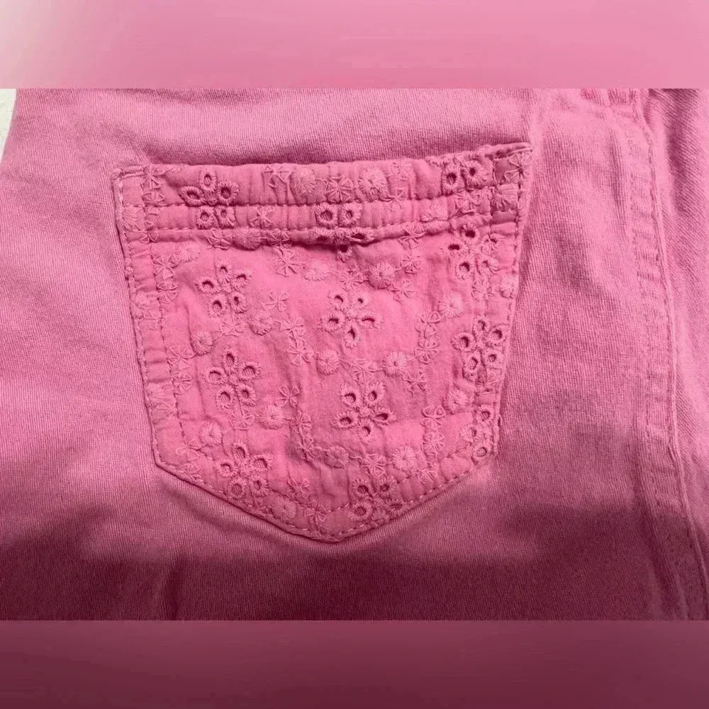 BeBe PINK Shorts. (Size 12) - Image 4