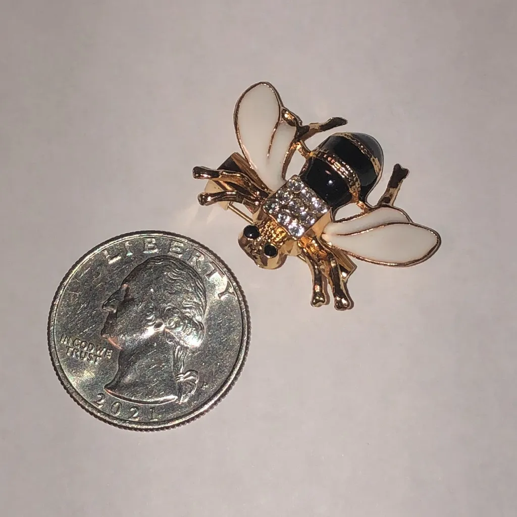 Elegant Gold Tone and Black Enamel Rhinestone Bee Brooch - Image 3