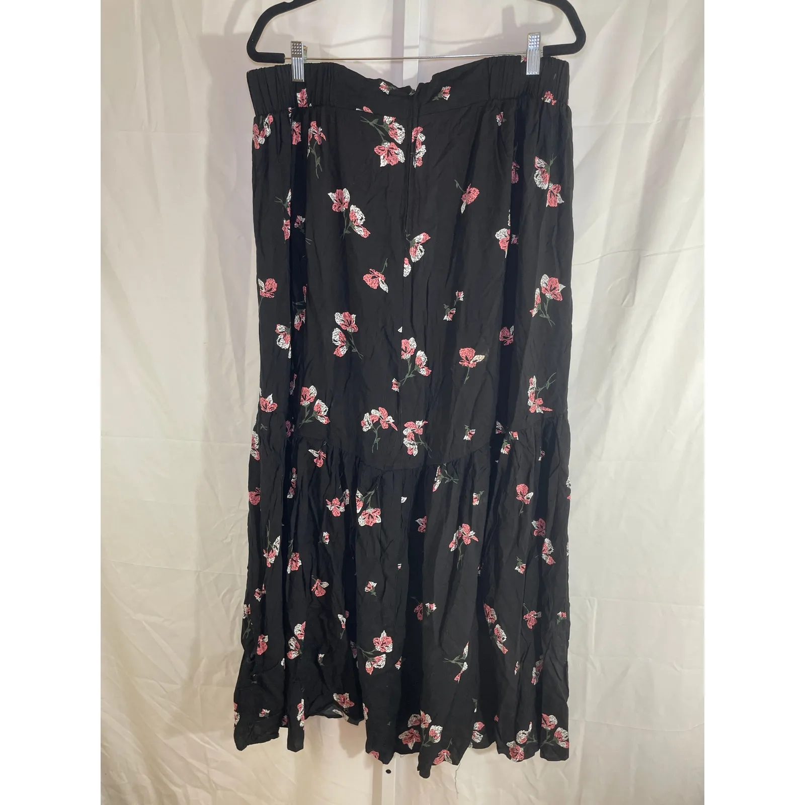 NWT TORRID Floral Maxi Skirt - Womens Size 16 - Black Floral Print - Image 6