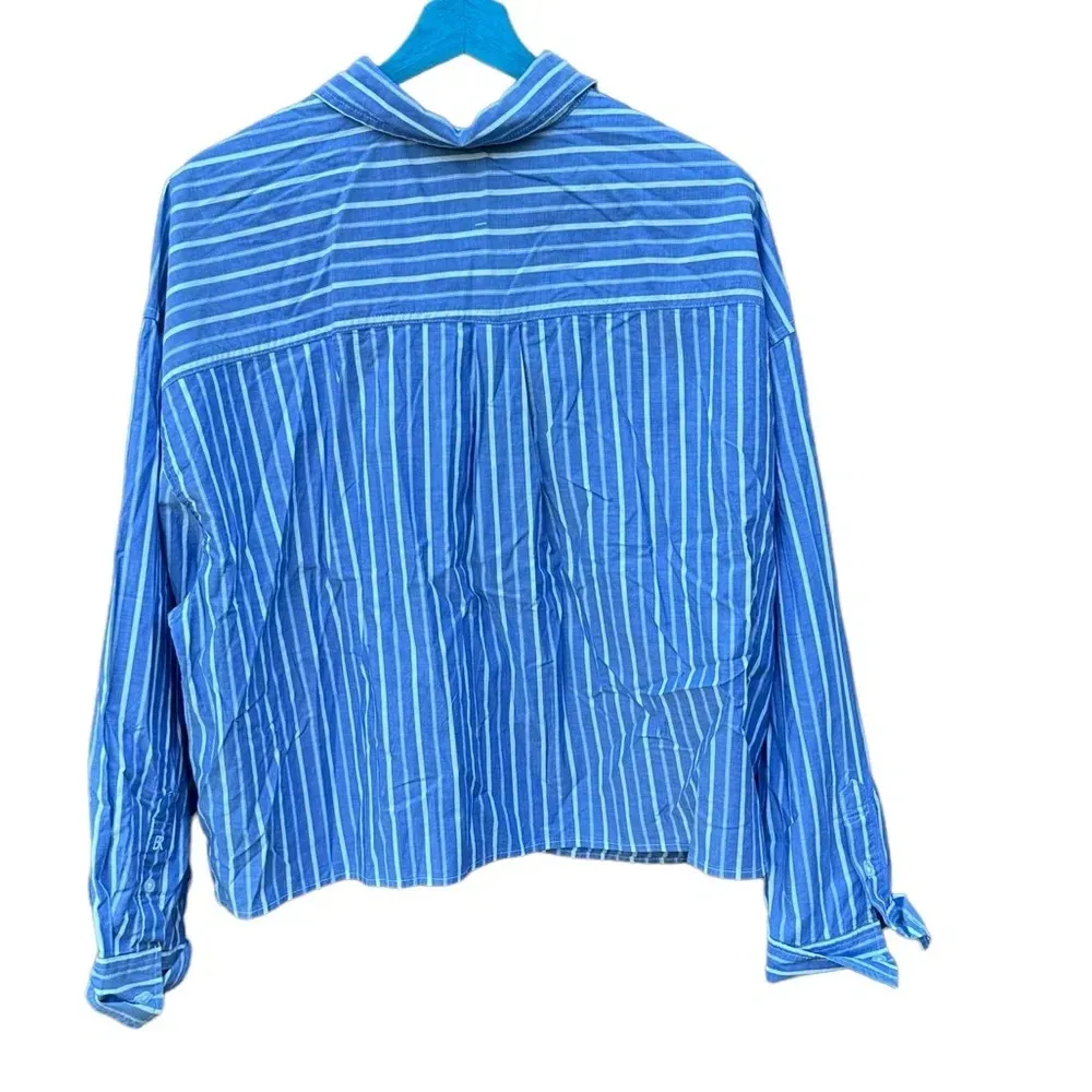Banana Republic women's XXL blue and white striped button down long sleeve, nwt - Image 2