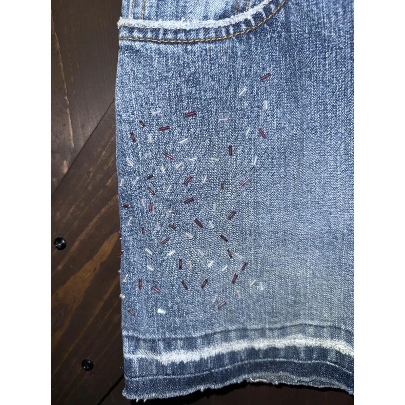 Vintage Y2K 2000s SO Denim Skirt Size‎ 11 Light Blue Low Rise Mini Beads Beaded - Image 2