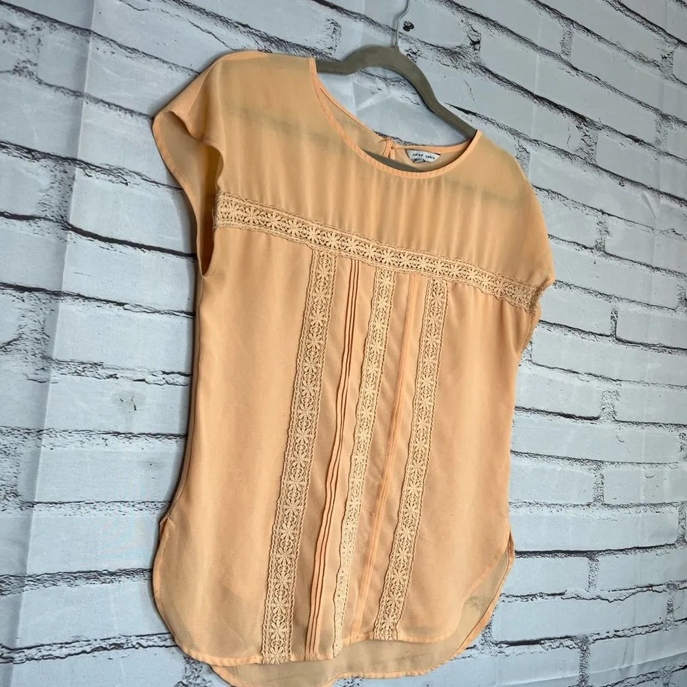 Naked Zebra Orange Cap Sleeve Flowy Pleated Blouse Relaxed Fit SZ M Ribbed Crew - Image 2