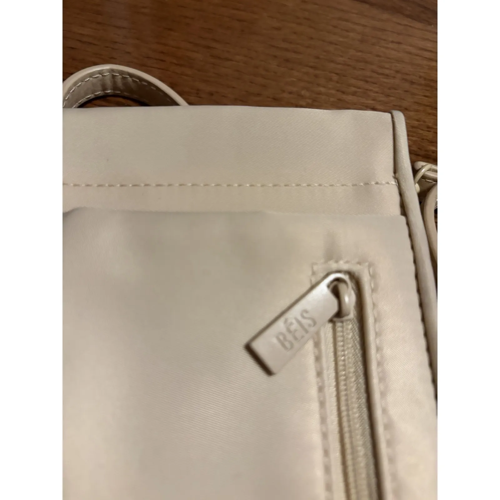 BEIS The ID Crossbody Bag in Beige Small - Image 4