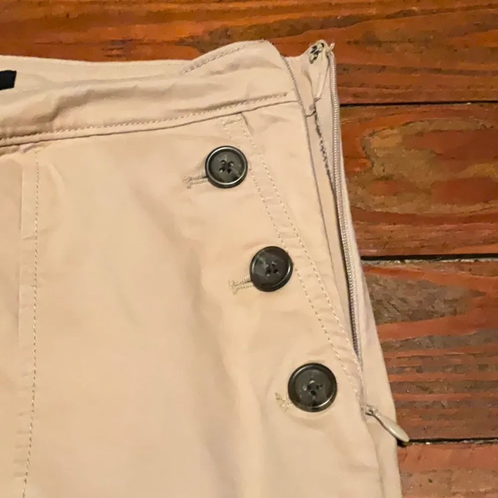 Banana Republic Factory Outlet Khaki A-Line Cotton Skirt Sz. 2 - Image 2