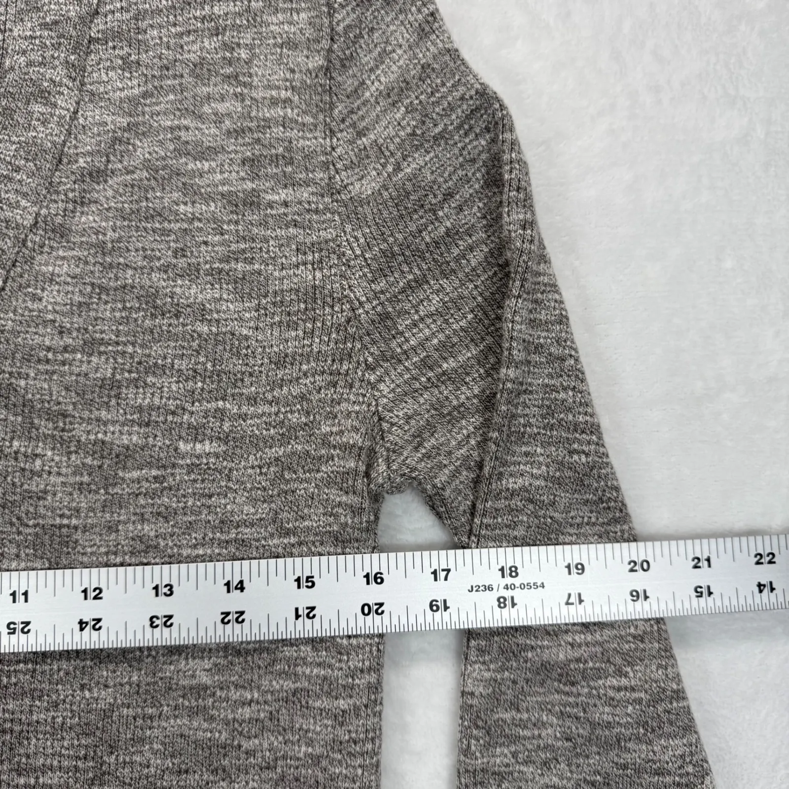 Le‎ Mont St Michel Button Cardigan V - Image 2