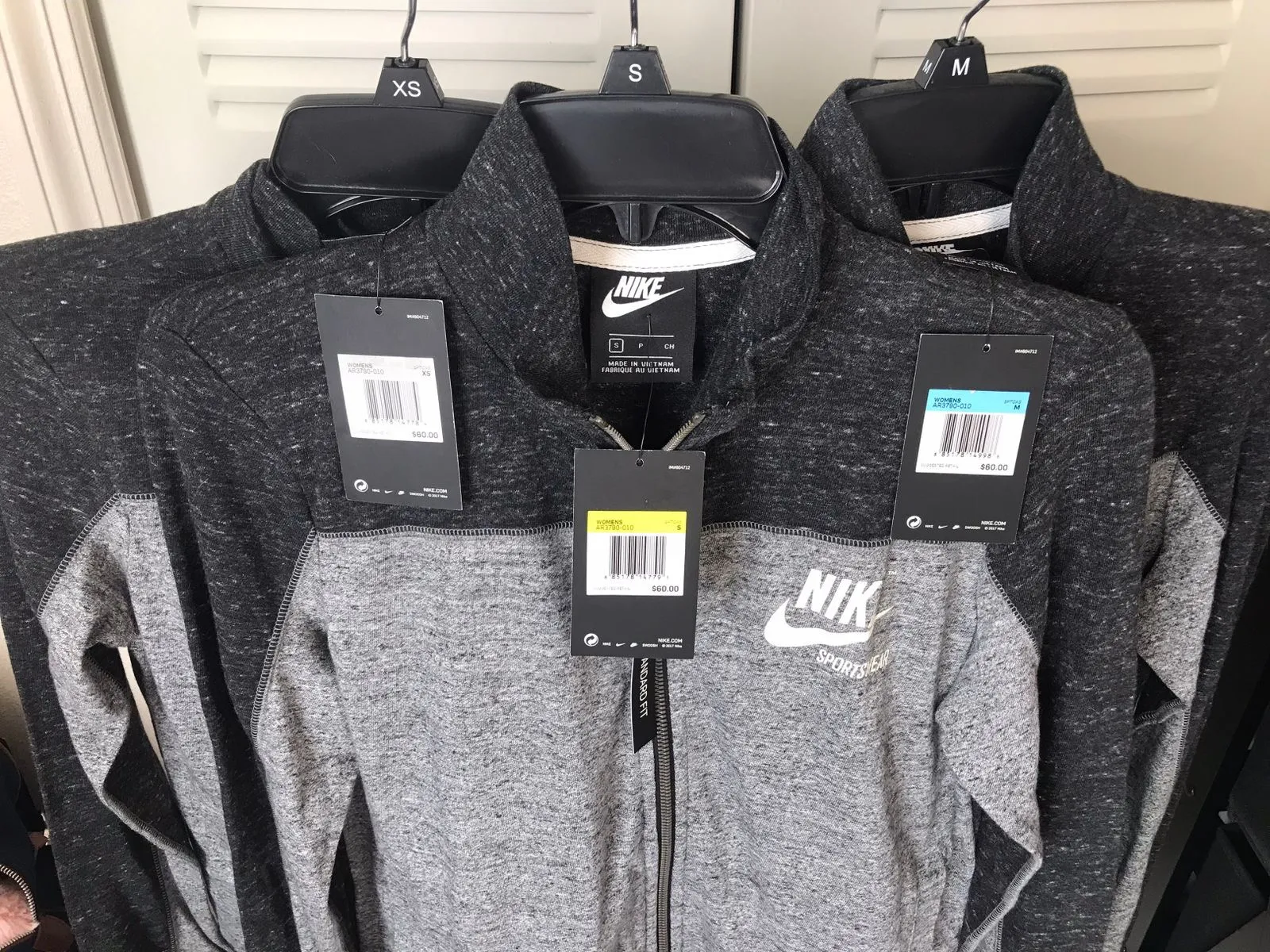 Lightweight Zip Up Hoodie - Image 5