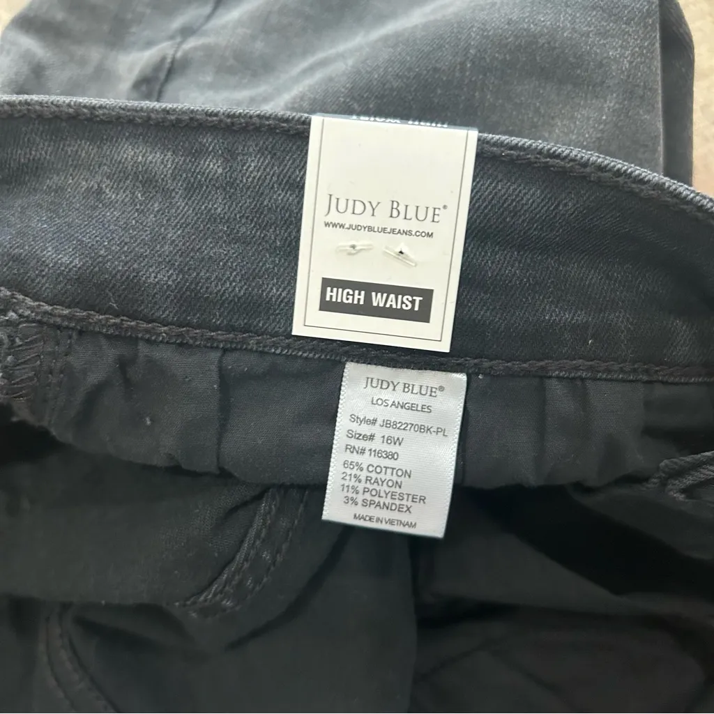 Judy Blue Distressed High Waist Black Skinny Capri Jeans 16W NWT New Plus Size - Image 8