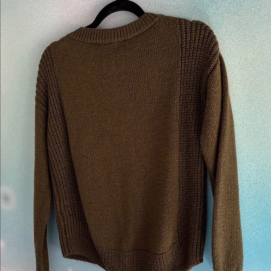 Aeropostale Khaki Women's Crew Neck Sweater - Image 3