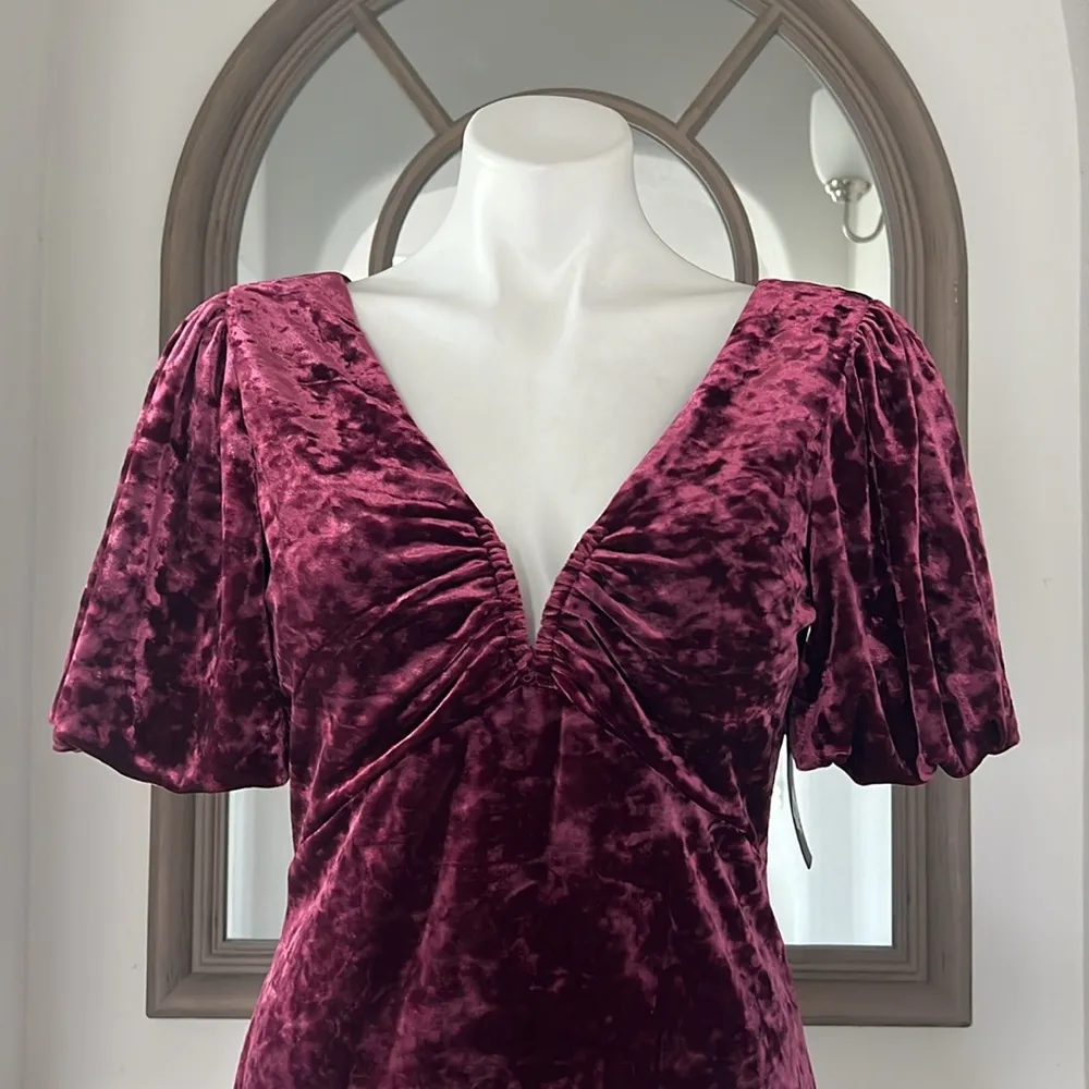 NWT Guess Textured Bodycon Crushed Velvet Mini Dress in Wine Size 12 New w/Tag - Image 7