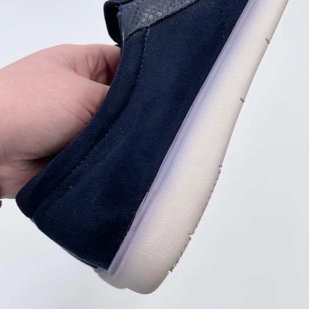 Alfani Women's Elsaa Low Top Slip On Fashion Sneakers Size 9.5 Navy Blue Suede - Image 11