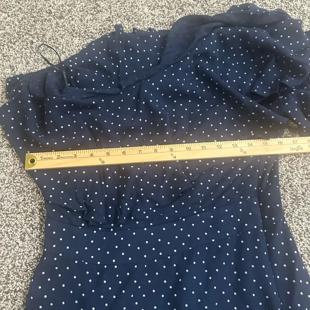 WAYF Navy Polka Dot One-Shoulder Ruffle Romper Size Medium - Image 7