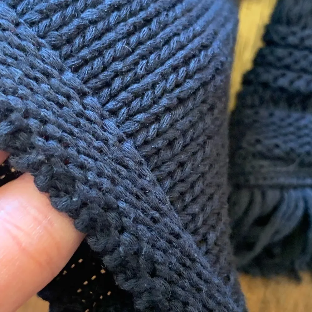 Artisan NY sweater women’s large navy blue fringe on bottom knit long sleeve - Image 5