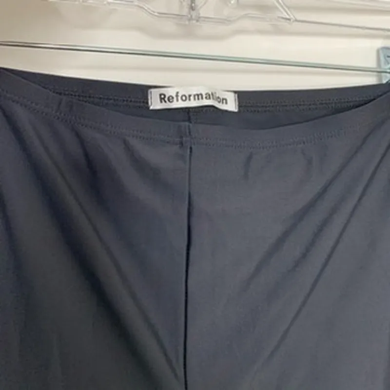 Reformation  Skye Black Shiny Coated Legging Womens Medium - Image 9