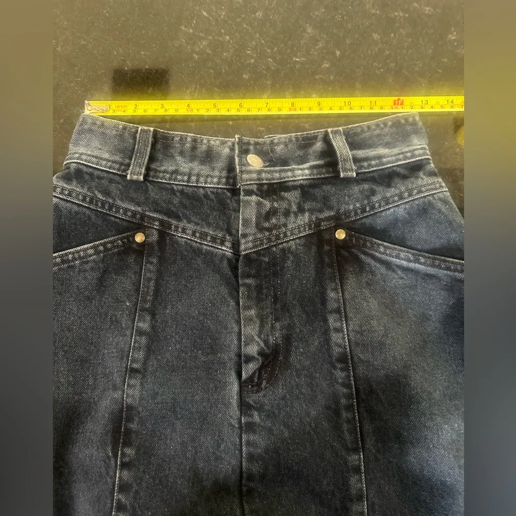 Vintage Levi's sample piece Classic Black Denim Skirt Sz 10 but VERY SMALL!!! - Image 6