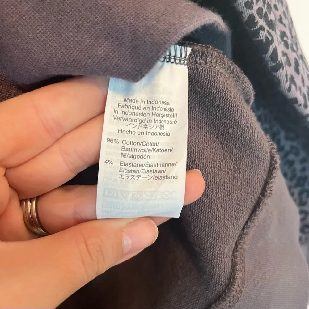 J Crew Factory Leopard Animal Print Crewneck Pullover Cotton Sweatshirt Gray Size M - Image 8