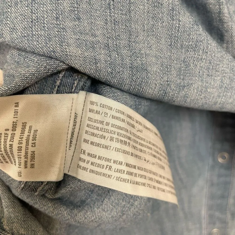 Abercrombie Fitch Womens M Bleach Washed Long Sleeve Denim Button Down Top Shirt - Image 7